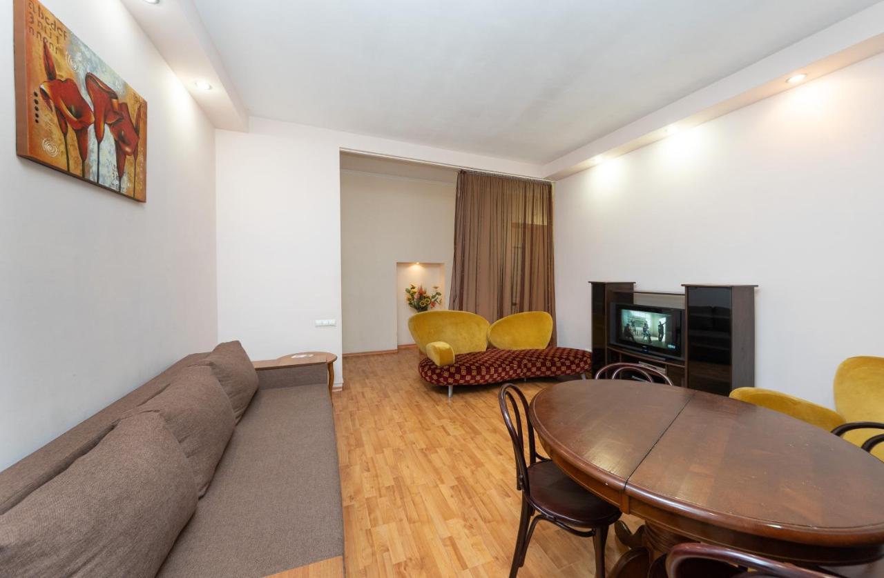 Apartamenty Sofia Kiev Buitenkant foto
