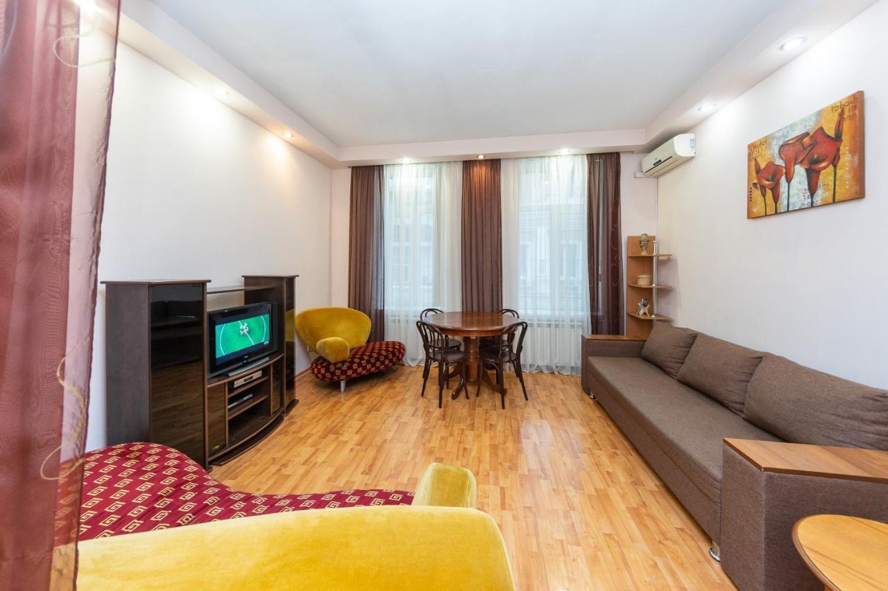 Apartamenty Sofia Kiev Buitenkant foto